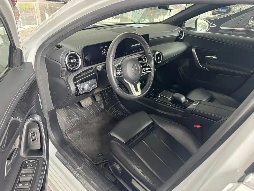 MERCEDES-BENZ A CLASS