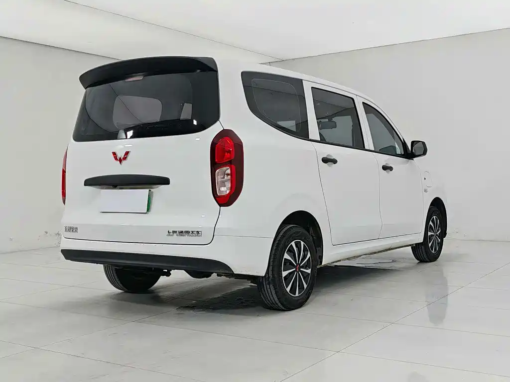 Wuling Hongguang EV — миниатюра 9