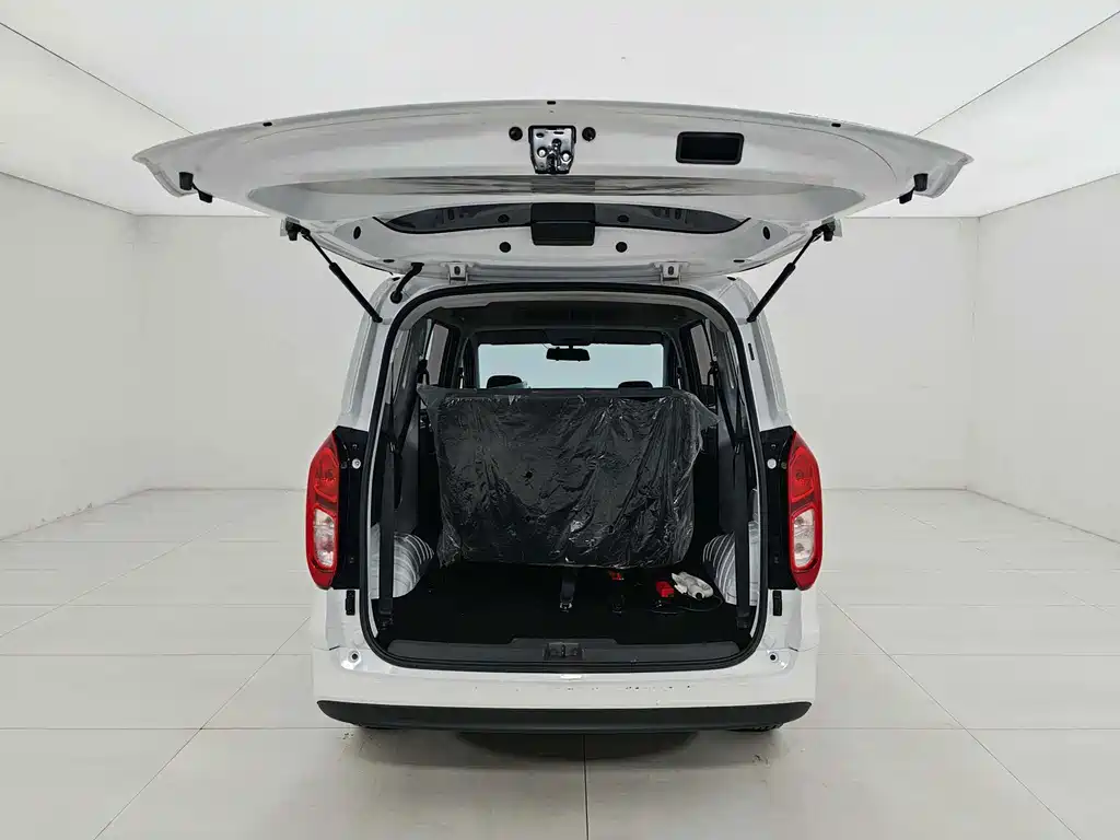 Wuling Hongguang EV — миниатюра 18