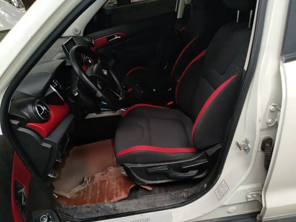 BAIC Senova X35 — миниатюра 11