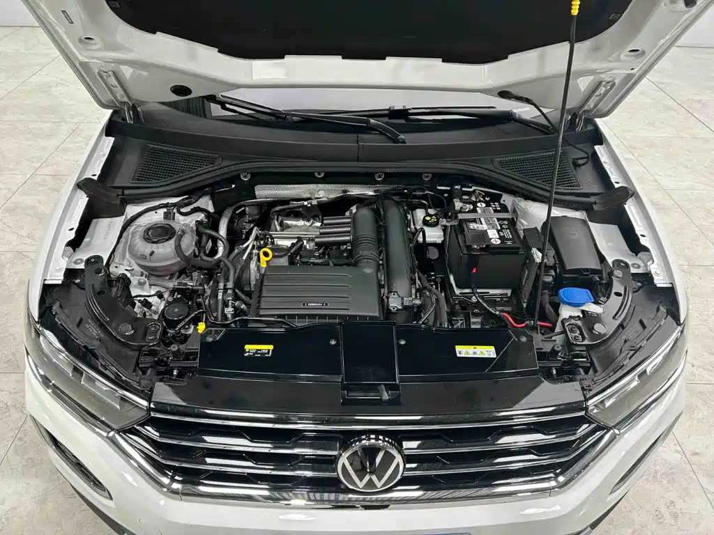 Volkswagen T-Roc — миниатюра 26