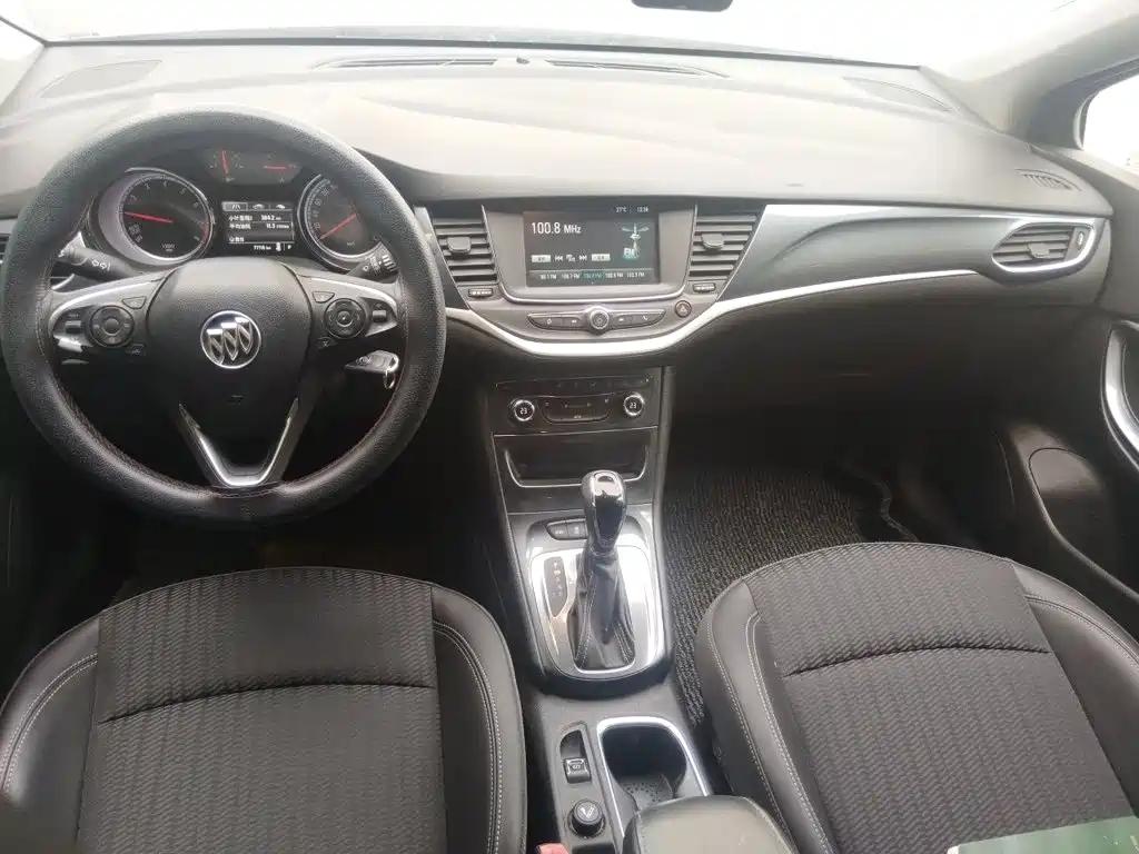 Buick Verano — миниатюра 5