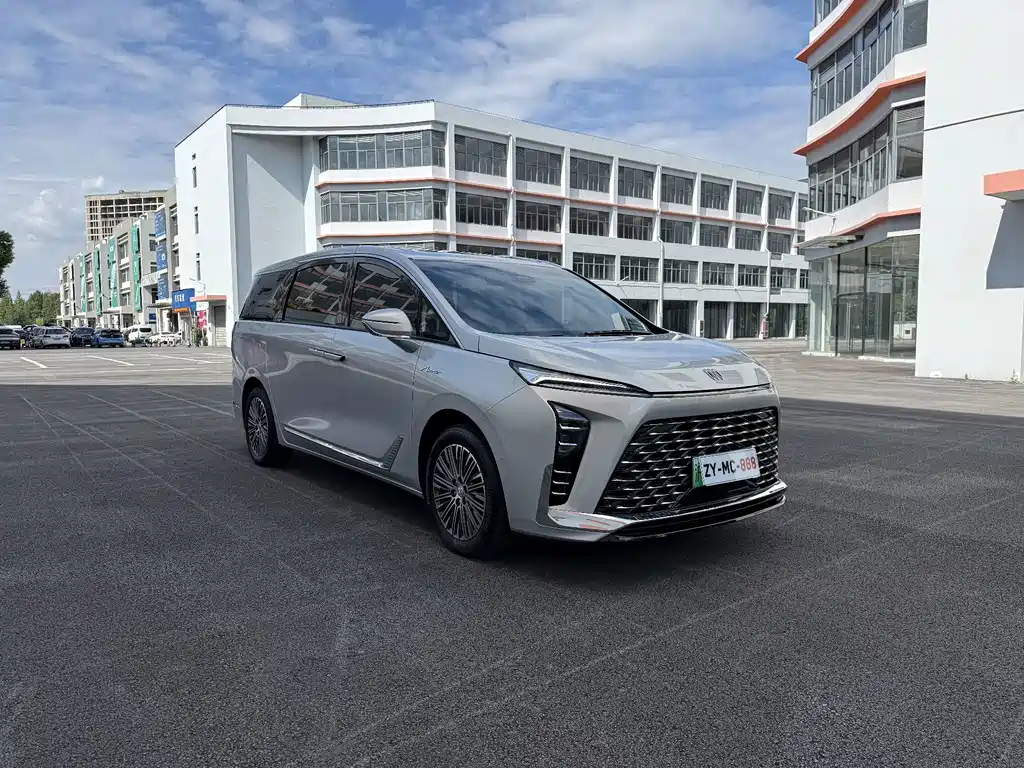 Buick GL8 Hybrid — миниатюра 4