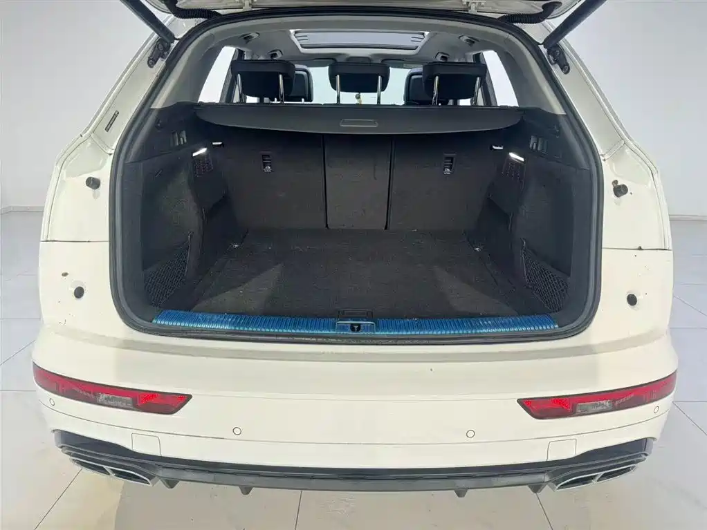 Audi Q5L 2022 40T Luxury