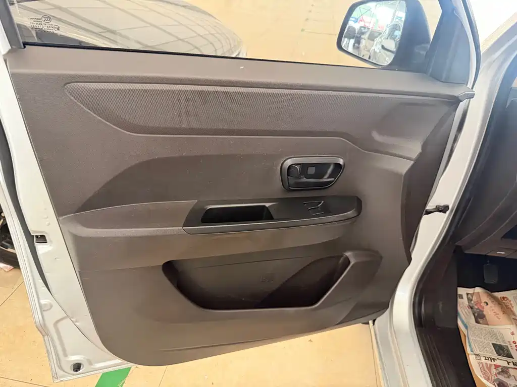 Wuling Hongguang V — миниатюра 17