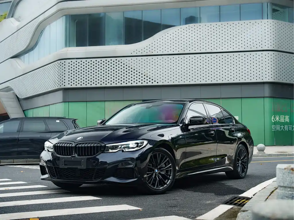 BMW 3 Series 2020
