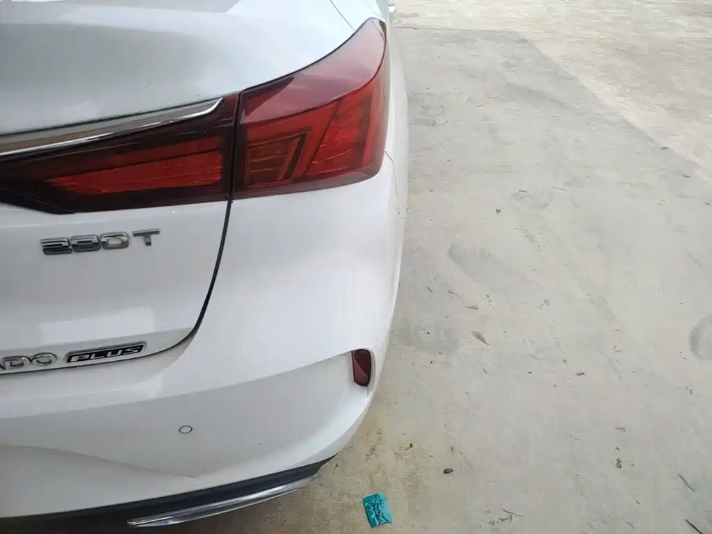 Changan Eado — миниатюра 8
