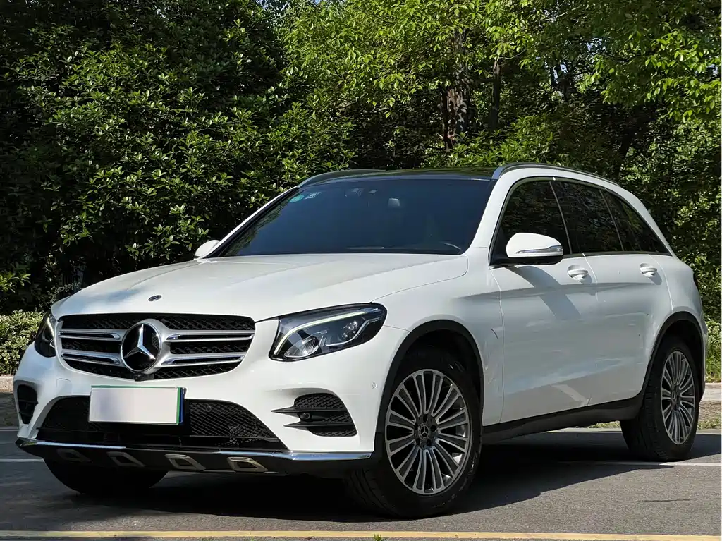 Купить Mercedes-Benz GLC