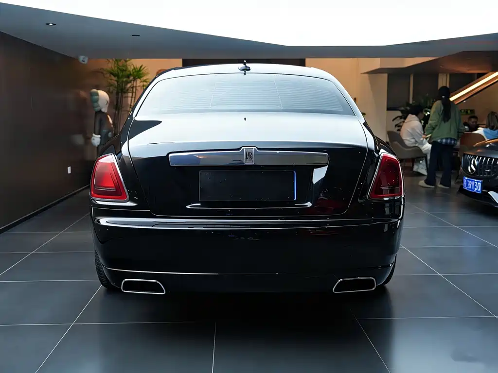 Rolls-Royce Ghost — миниатюра 4