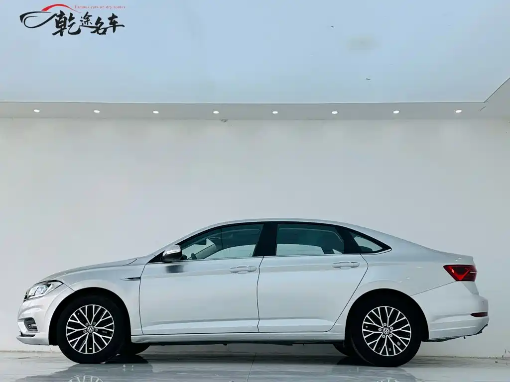 Volkswagen Sagitar — миниатюра 4