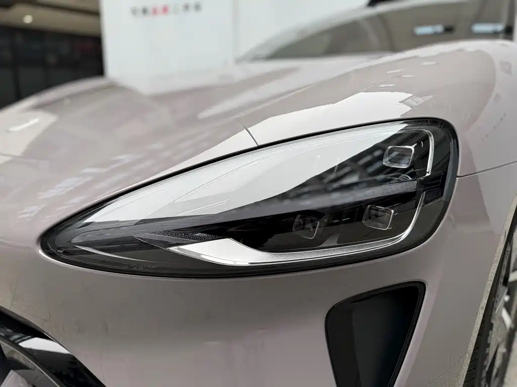 XIAOMI CAR XIAOMI SU7