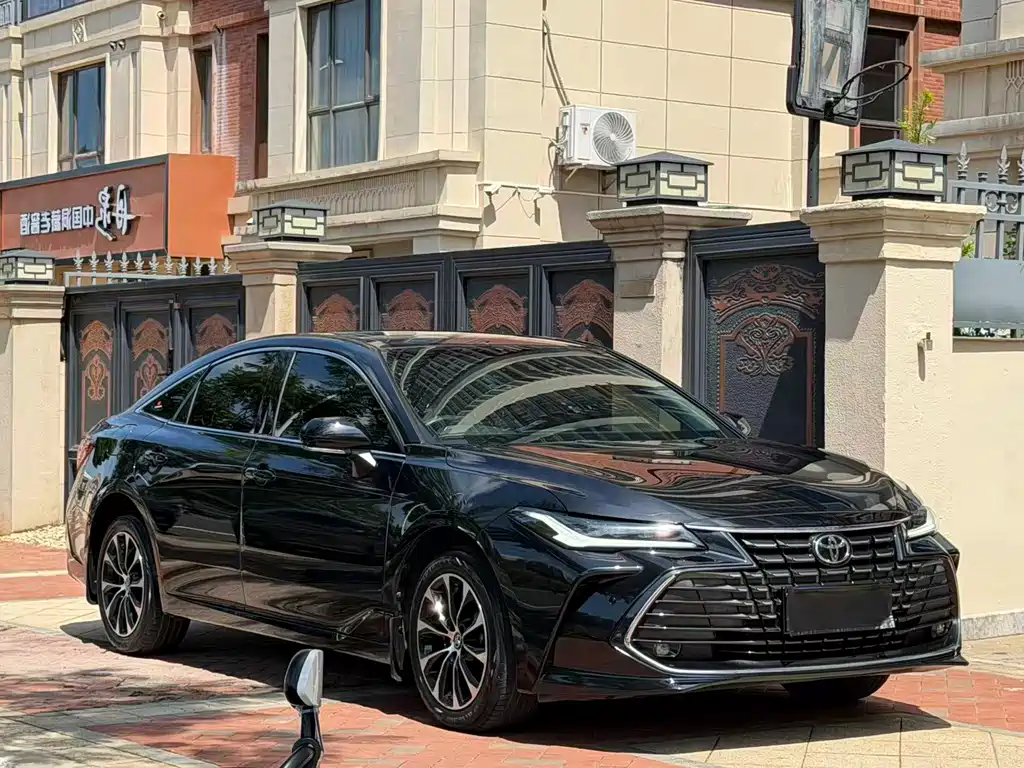 Toyota Avalon — миниатюра 3