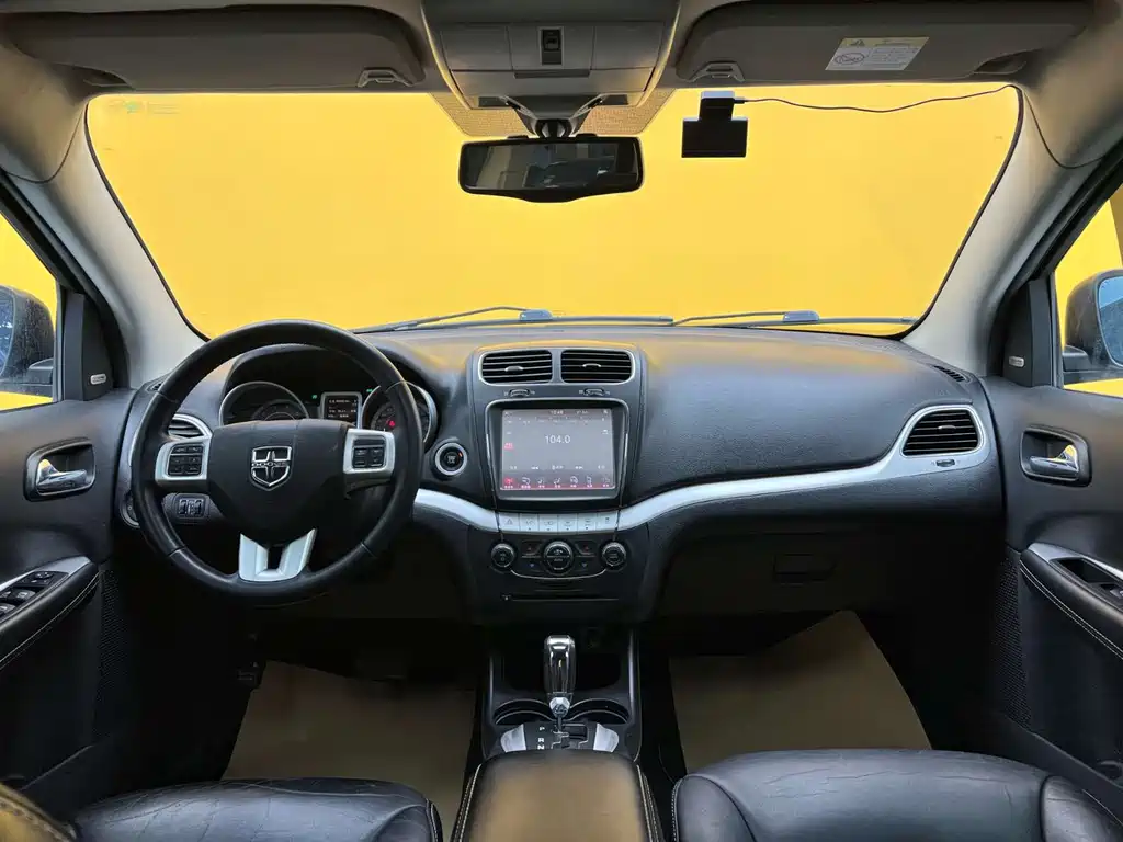 Dodge Journey — миниатюра 10