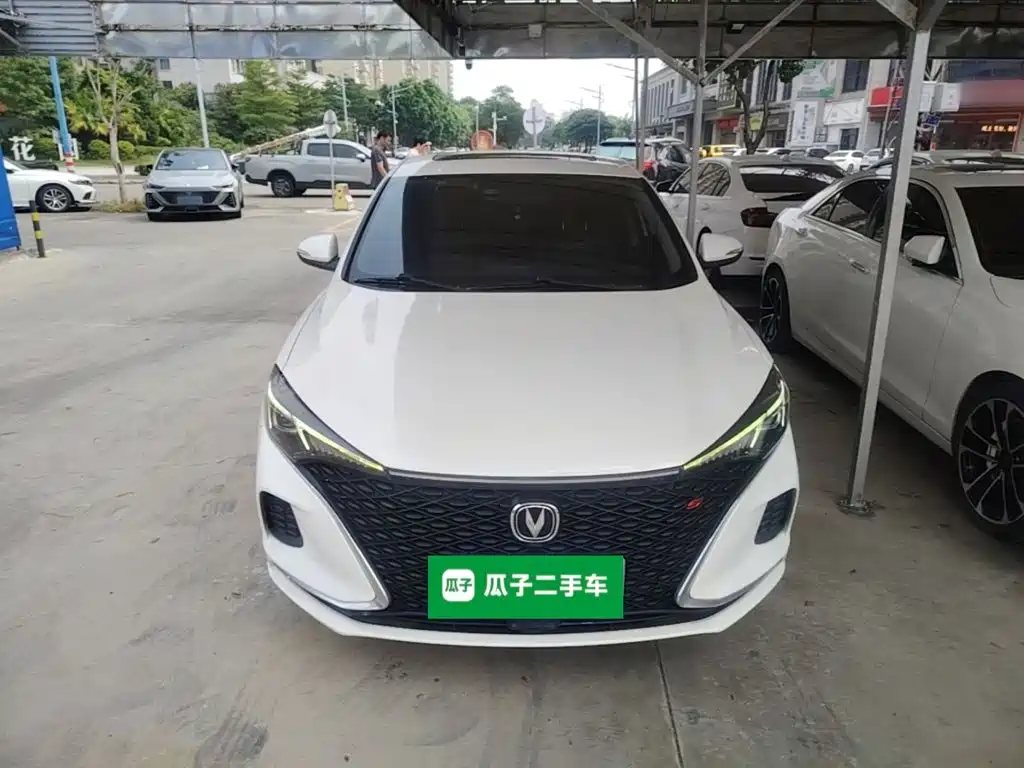 Changan Eado — миниатюра 3