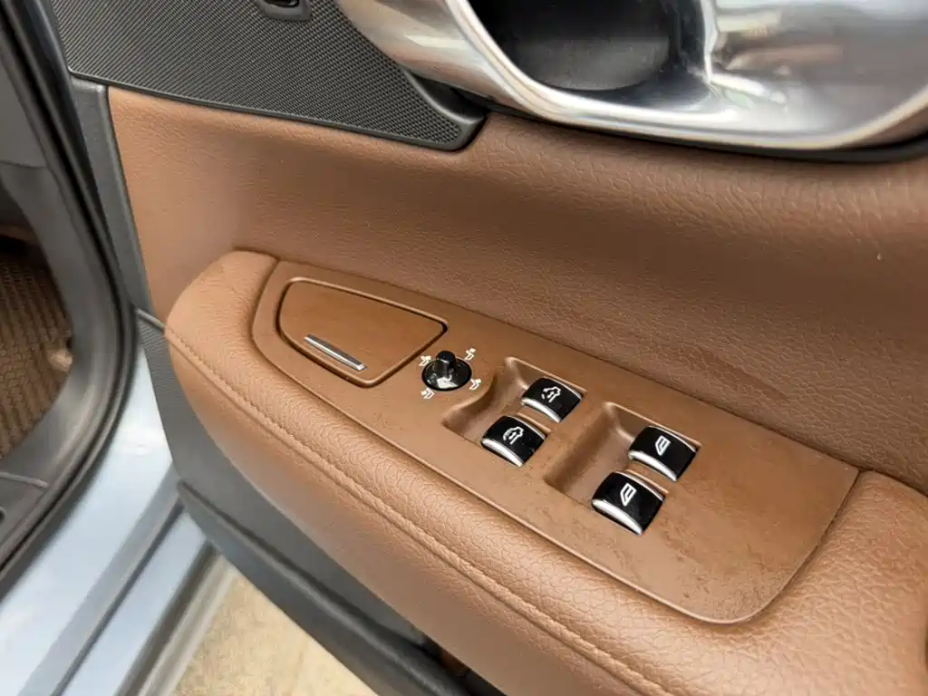 Volvo S90 — миниатюра 14