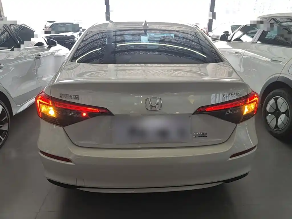 Honda Civic — миниатюра 6