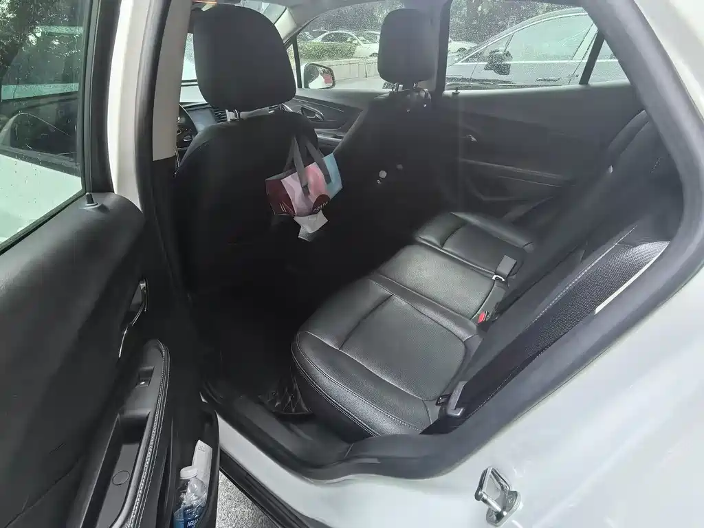 Buick Encore — миниатюра 6
