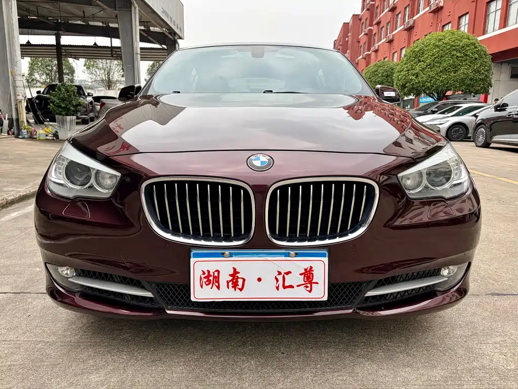 BMW 5 Series GT — миниатюра 2