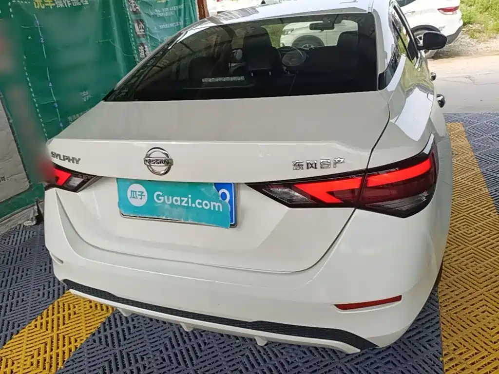 Nissan Sylphy — миниатюра 6