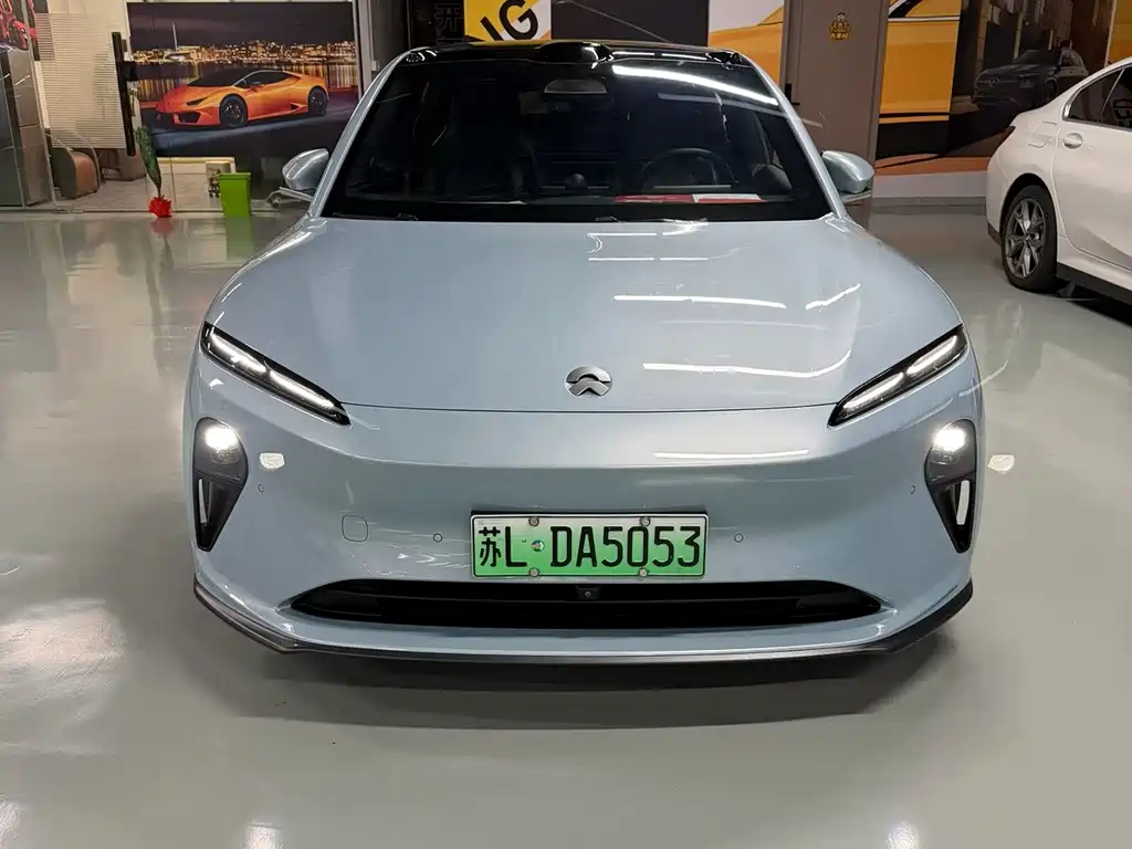 NIO ET5 — миниатюра 2