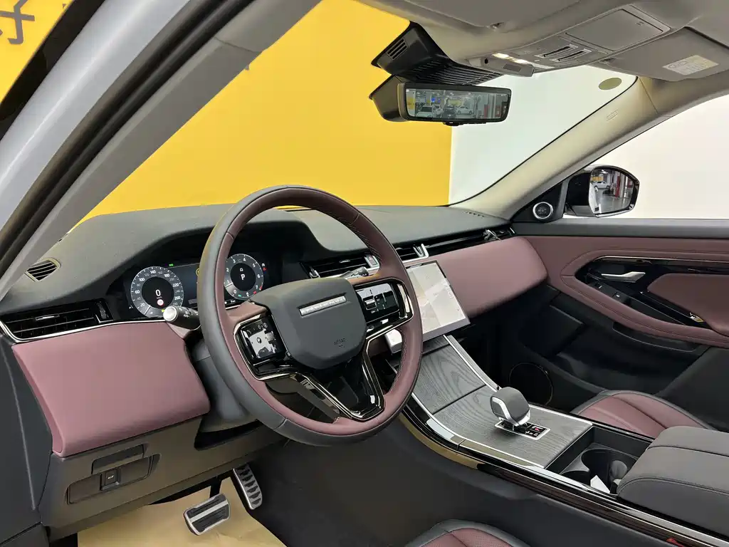 Land Rover Range Rover Evoque 2026 L SE