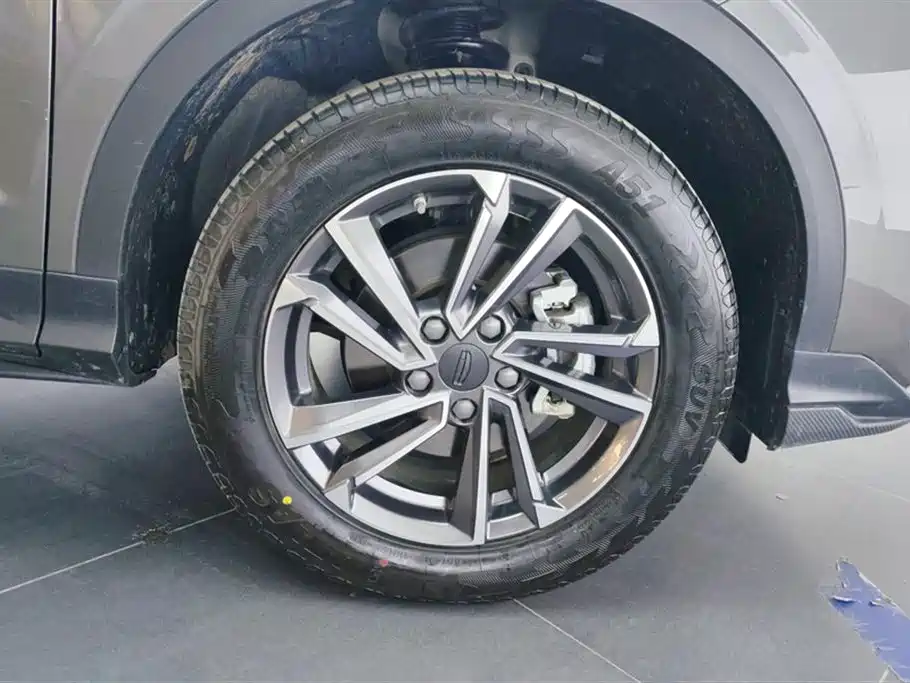 GEELY AUTOMOBILE BINYUE