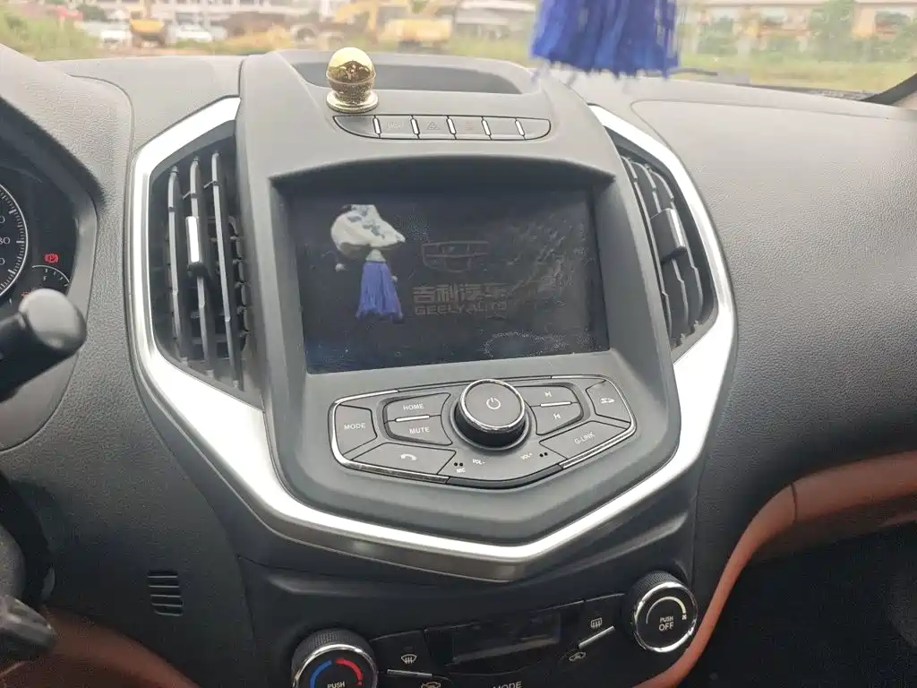 Geely King Kong — миниатюра 14