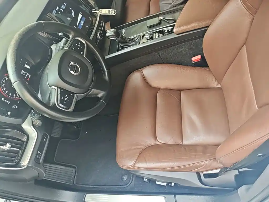 Volvo S60 — миниатюра 16