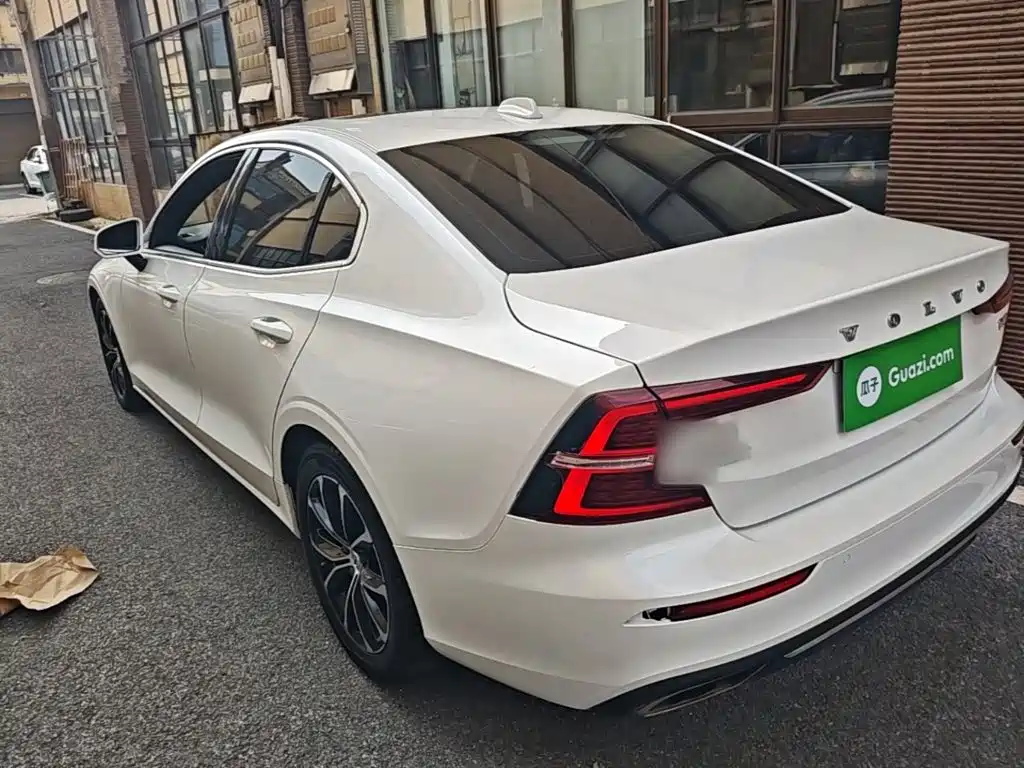 Volvo S60 — миниатюра 5