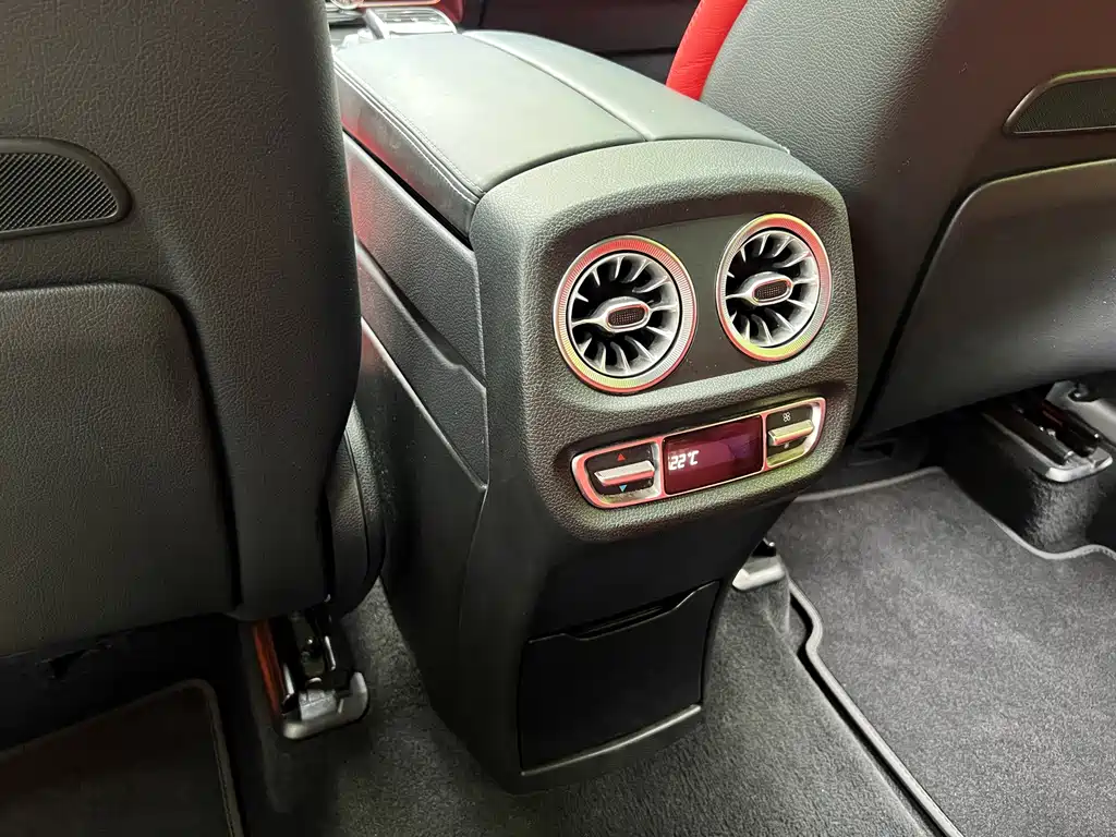Mercedes-Benz G-Class — миниатюра 11