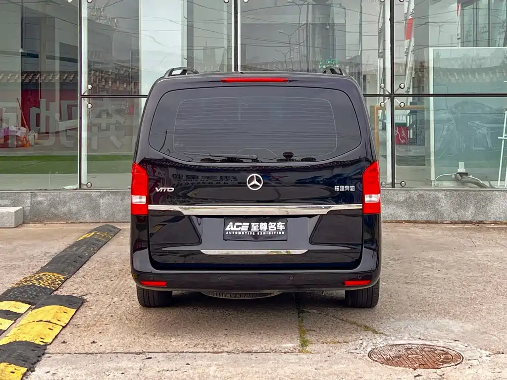 Mercedes-Benz Vito — миниатюра 5