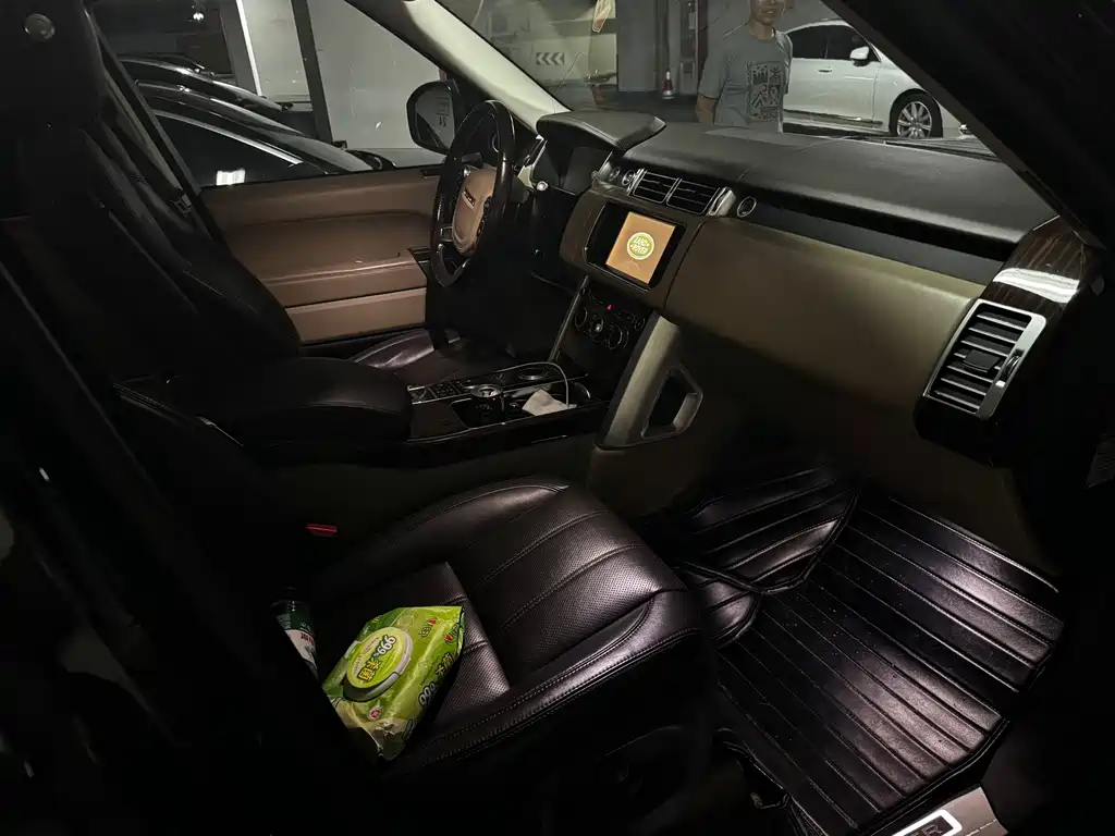 Land Rover Range Rover — миниатюра 7