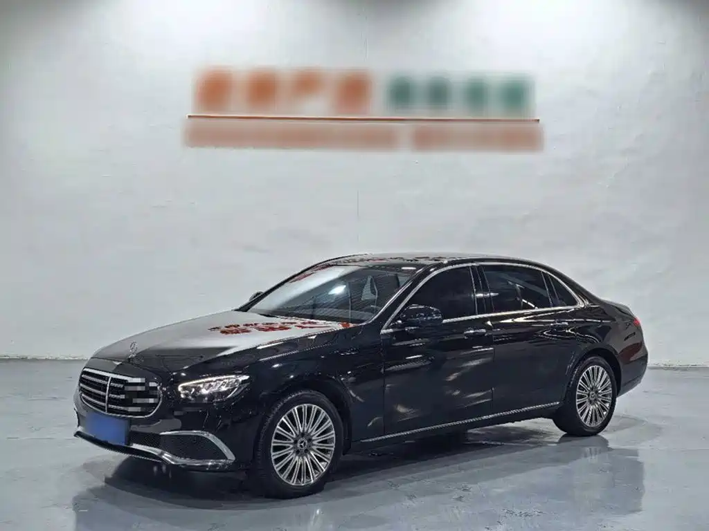 Mercedes-Benz E-Class — миниатюра 2