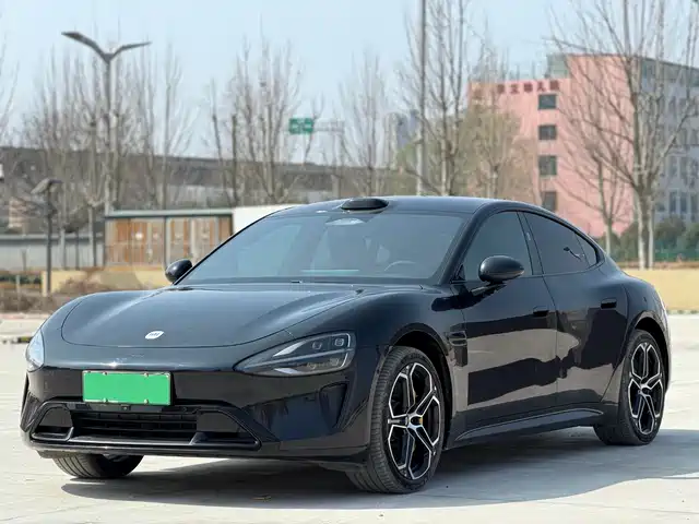 XIAOMI CAR XIAOMI SU7 2025
