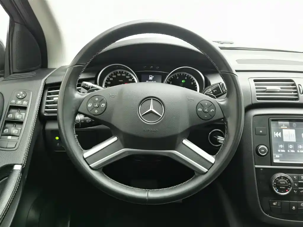 MERCEDES-BENZ R CLASS