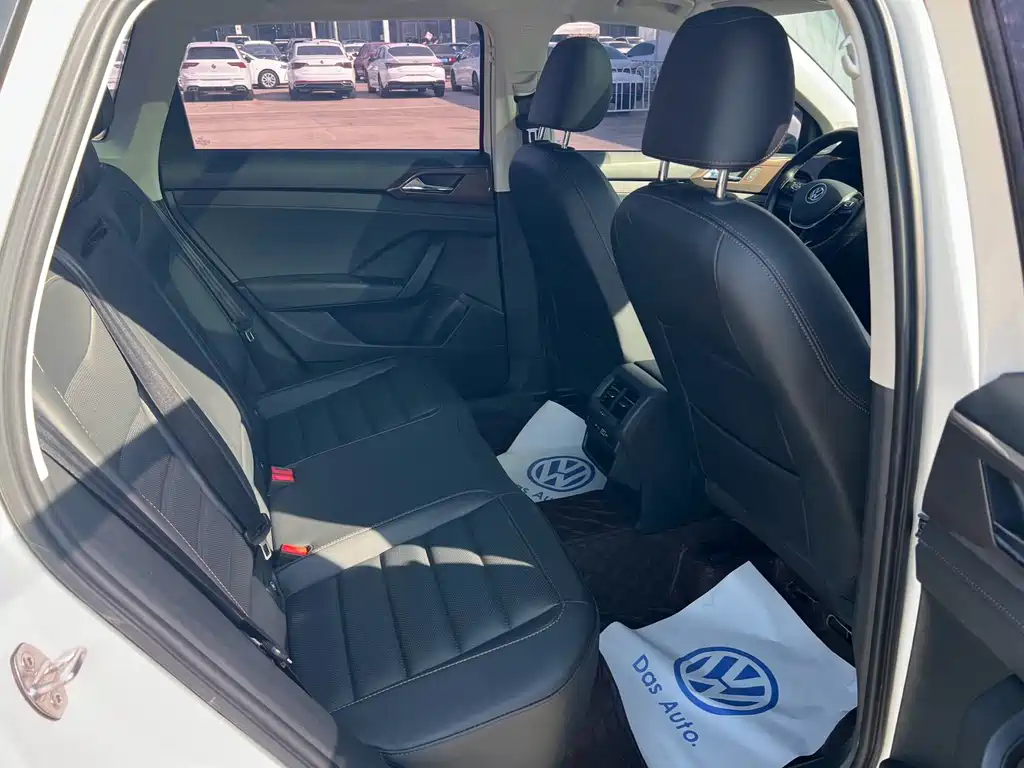 Volkswagen Tharu — миниатюра 7