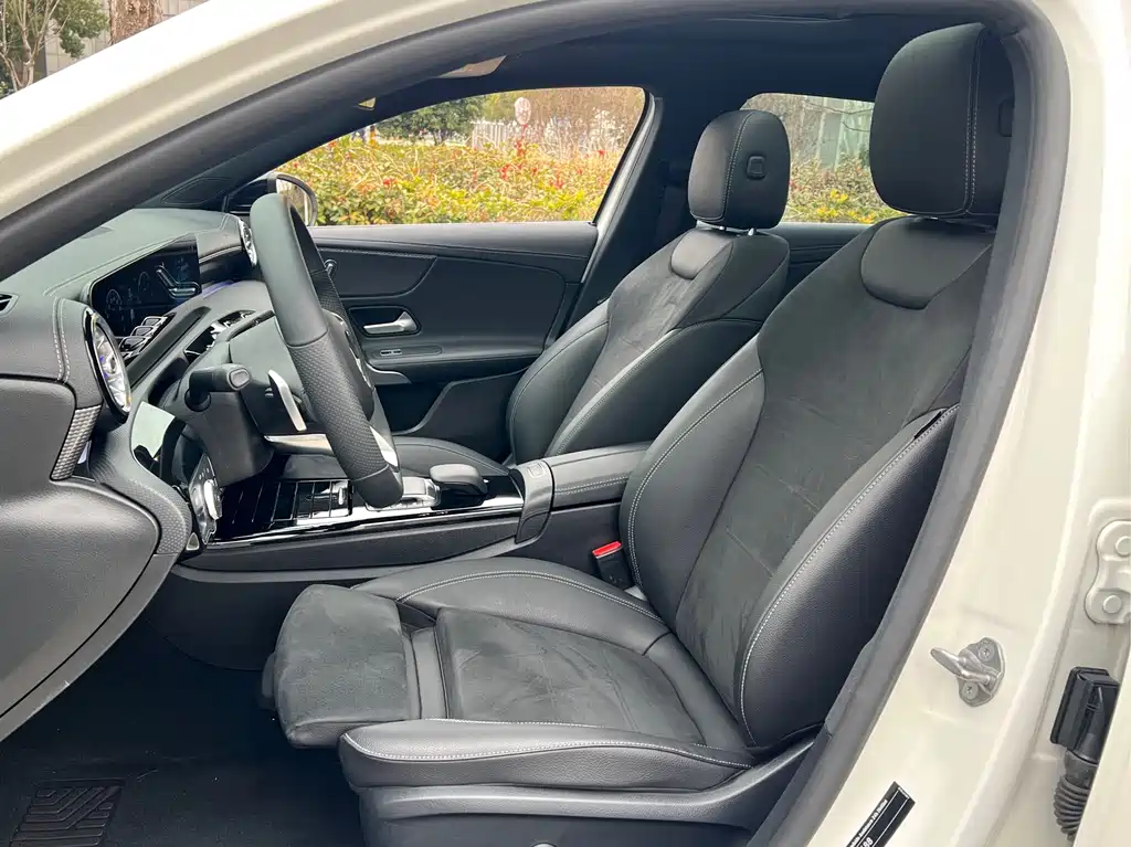 MERCEDES-BENZ A CLASS