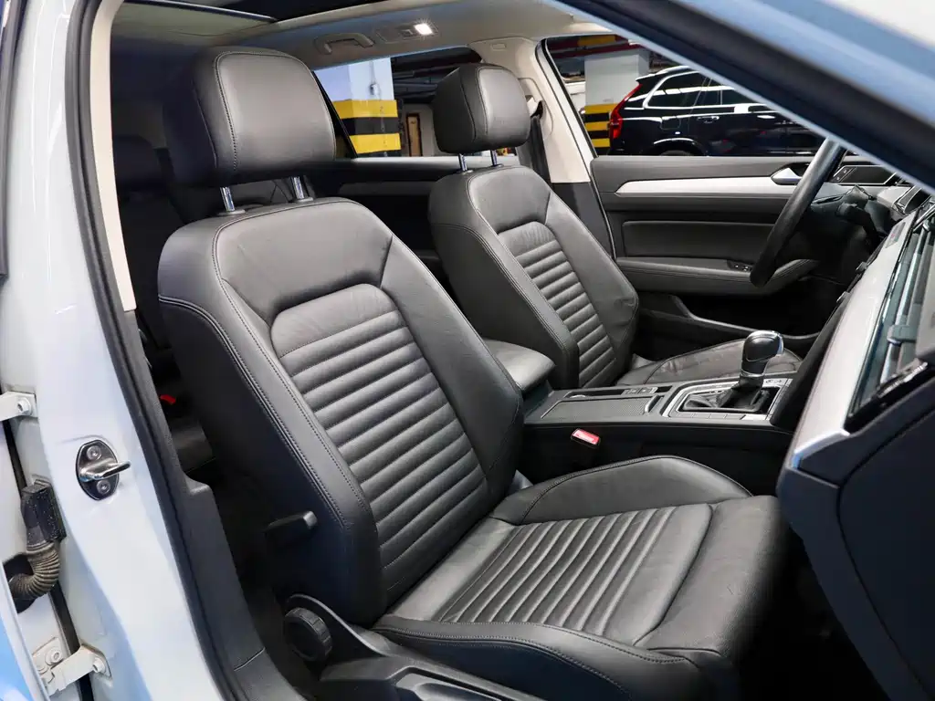 Volkswagen Variant 380TSI 2WD Comfort Travel Edition, фото 8