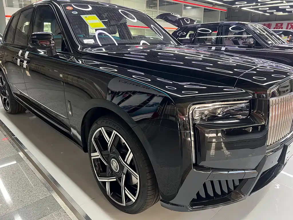 Rolls-Royce Cullinan 2024 Black Badge