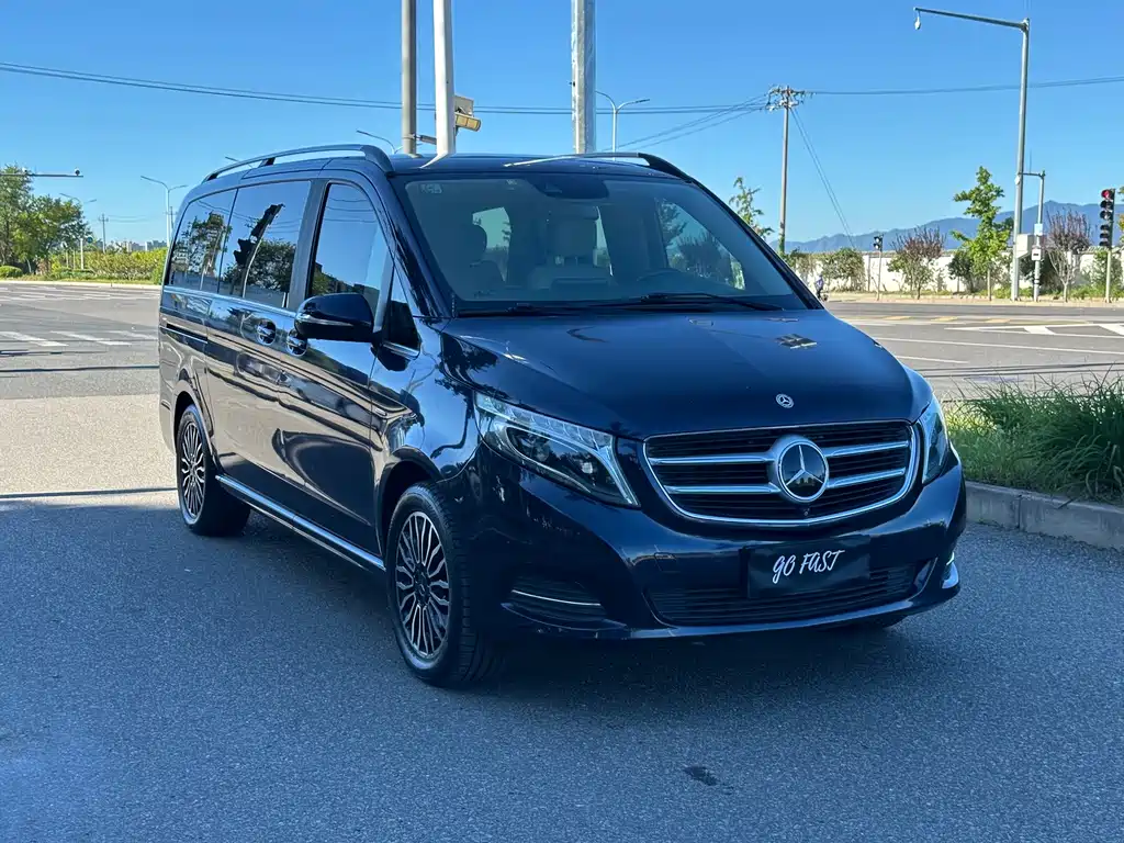 Mercedes-Benz V-Class — миниатюра 3