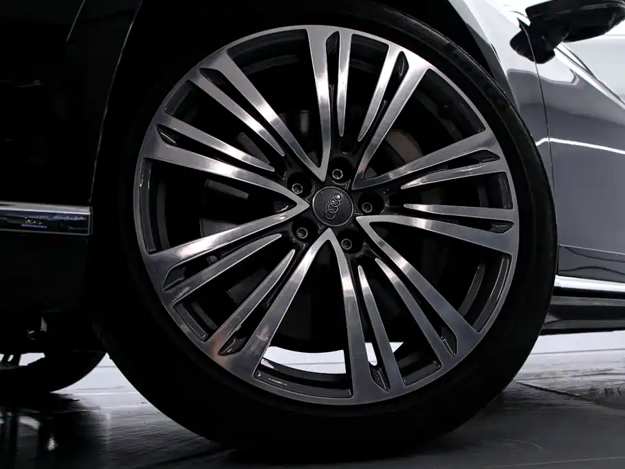 Audi A8 — миниатюра 21
