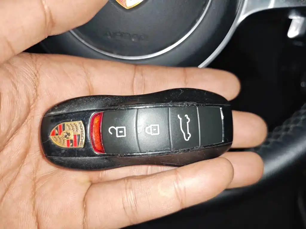 Porsche Macan — миниатюра 9