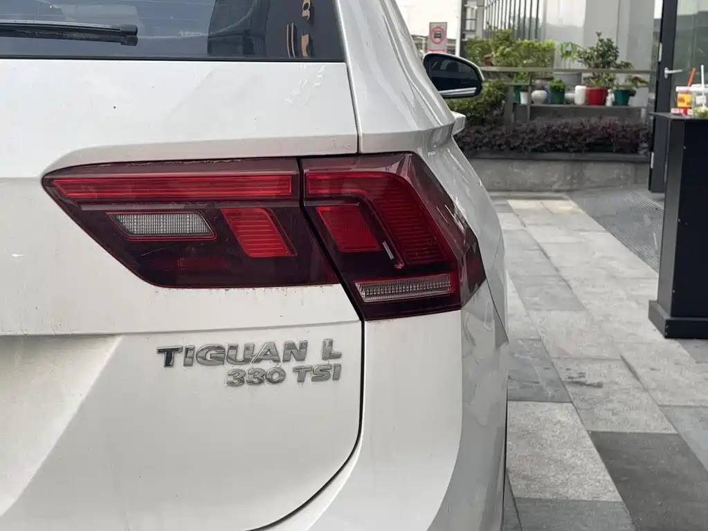 Volkswagen Tiguan L — миниатюра 7