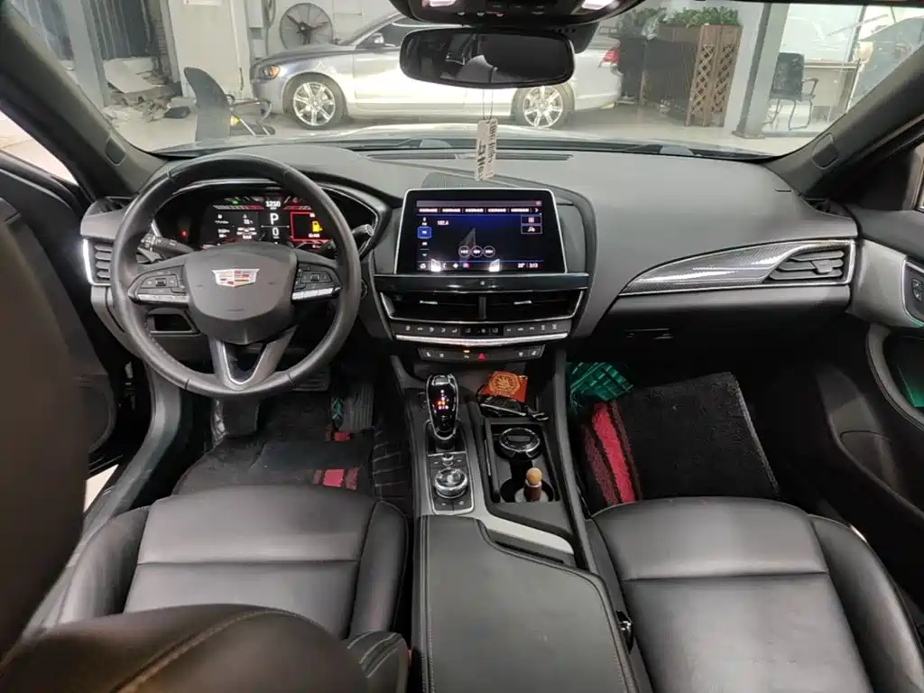 Cadillac CT5 — миниатюра 10