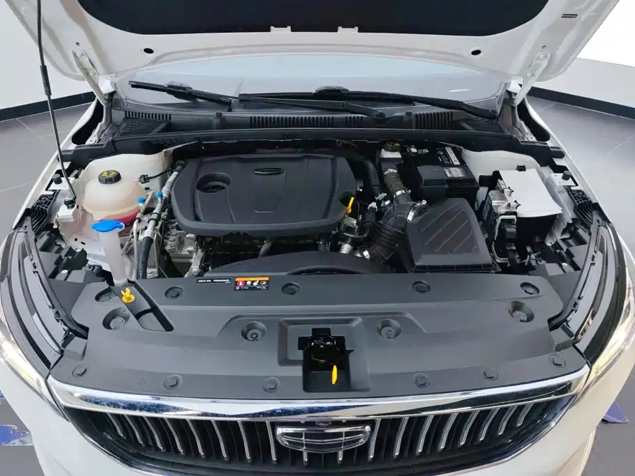 Geely Emgrand — миниатюра 10