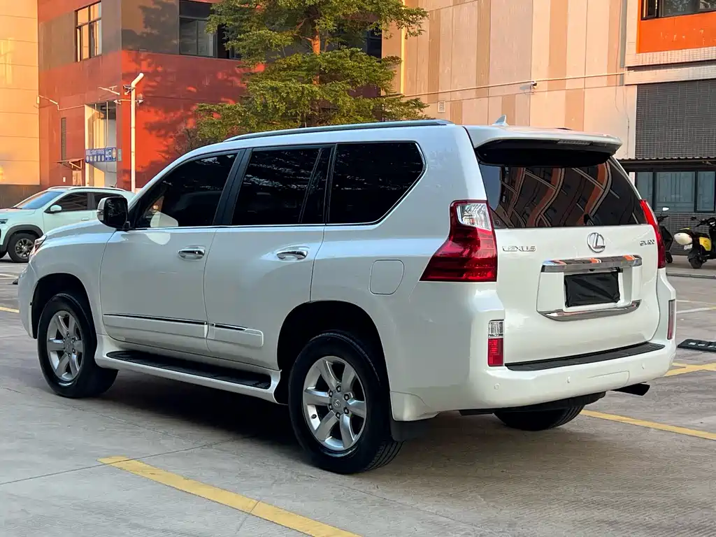 Lexus GX — миниатюра 3