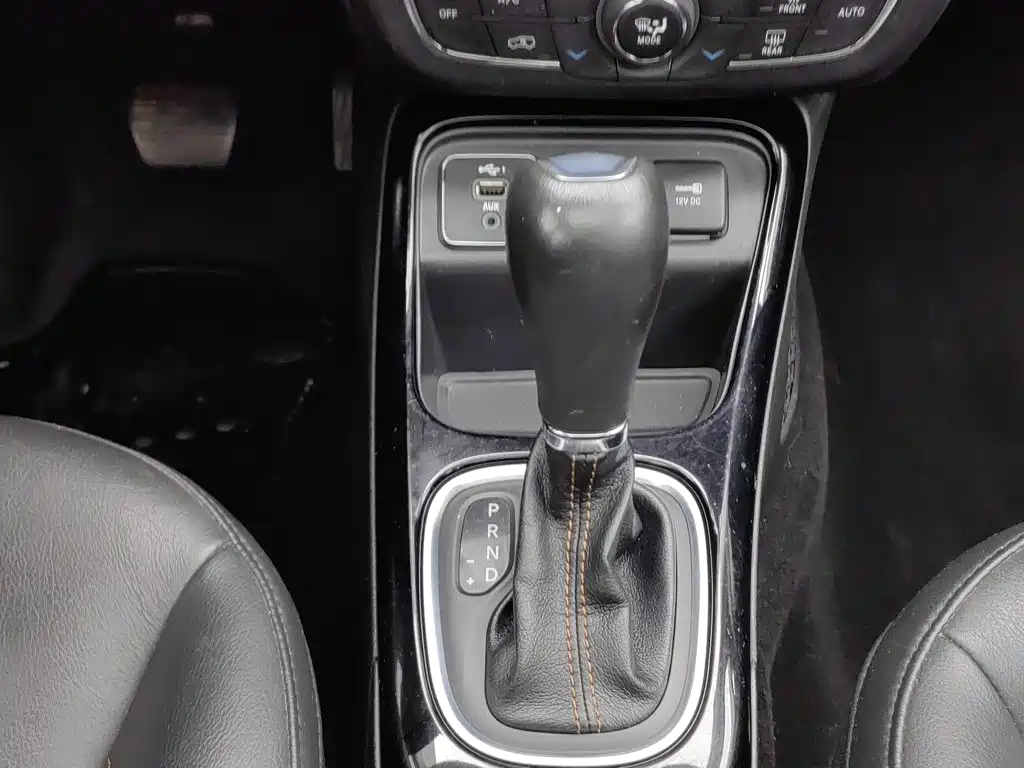 Jeep Compass — миниатюра 13