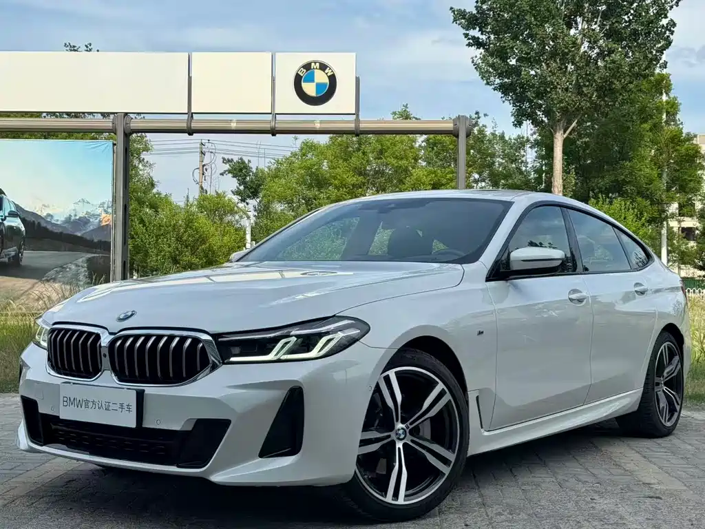 BMW 6 Series GT 2025