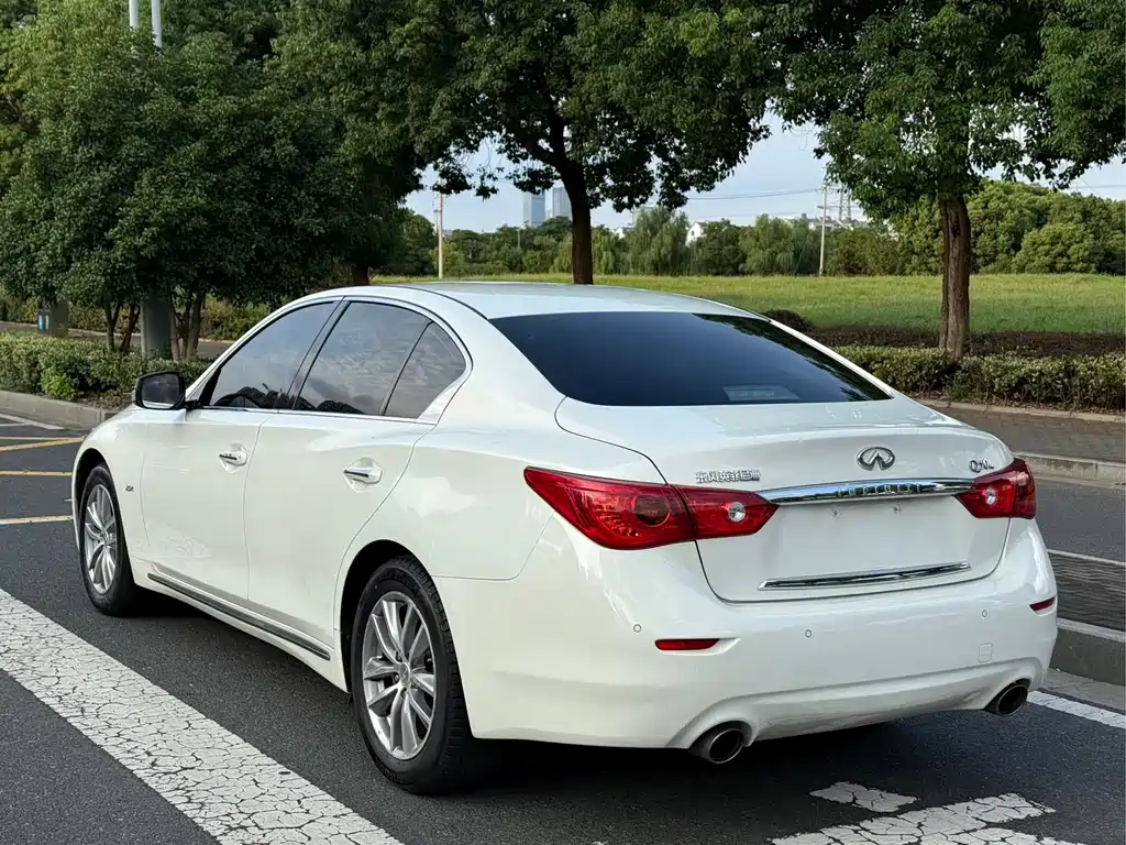Infiniti Q50L — миниатюра 4