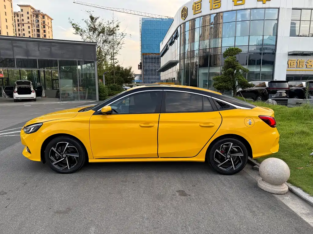 MG MG5 — миниатюра 9
